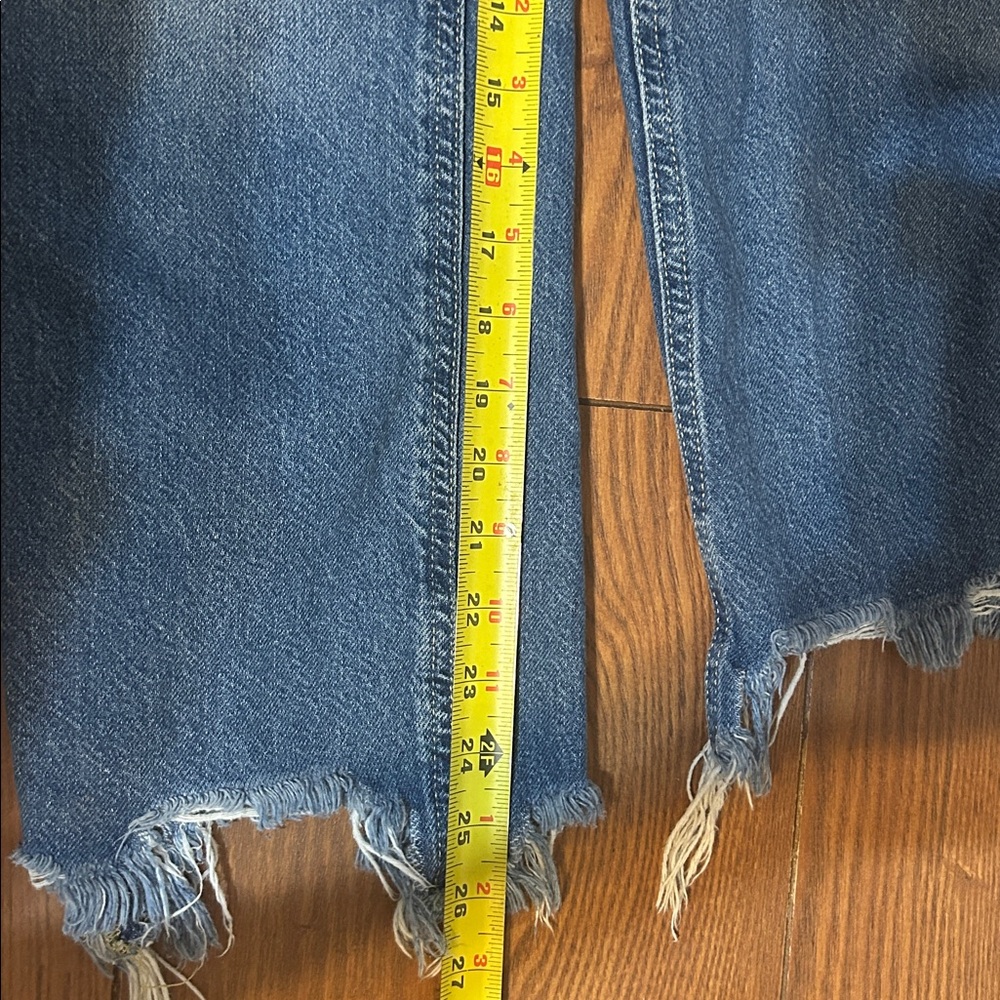 We The Free Blue Cropped Jeans with Frayed Hem - Picture 7 of 8